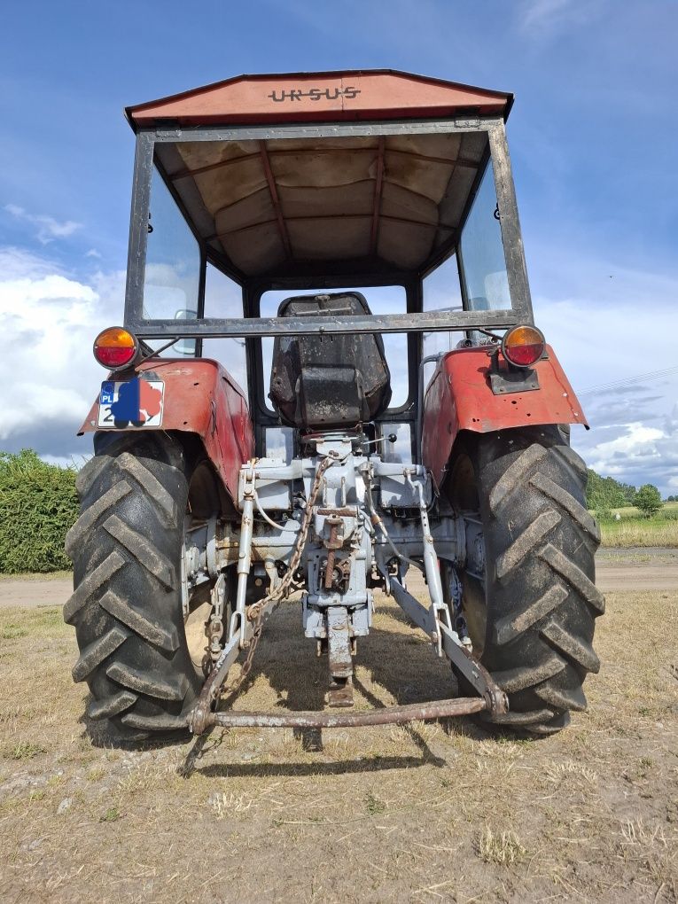 Ursus C-330 Ursus