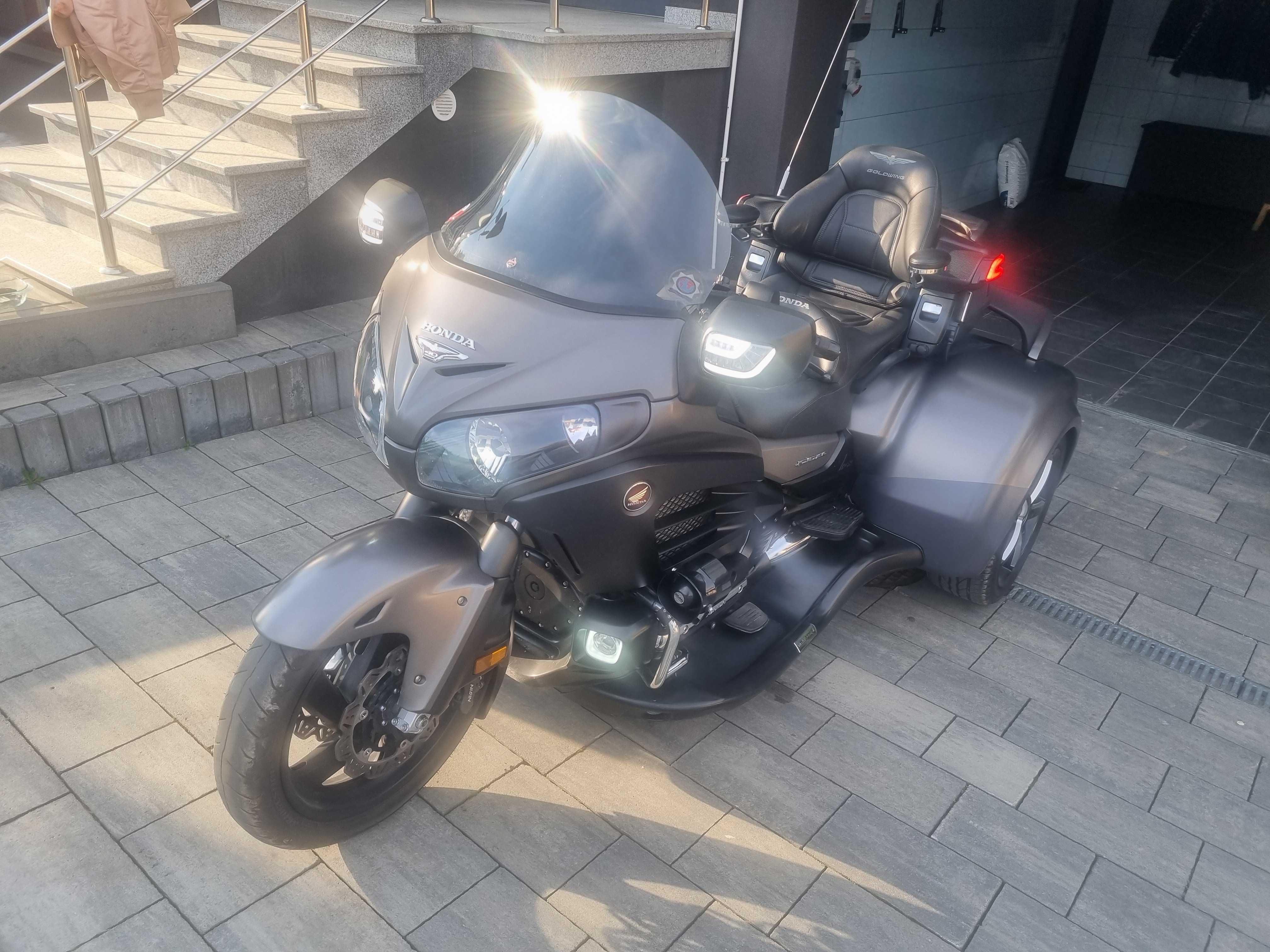 Honda GL 1800 Goldwing / Trike - Trajka - r.2012