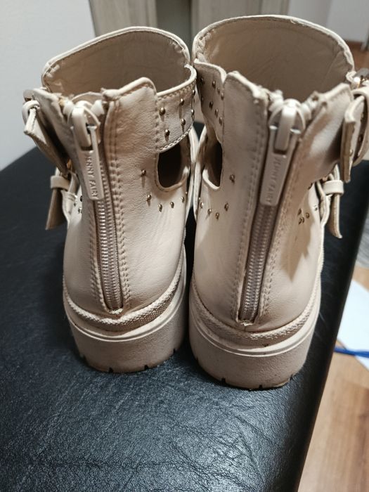 Botki damskie Jenny Fairy beżowe, roz 39