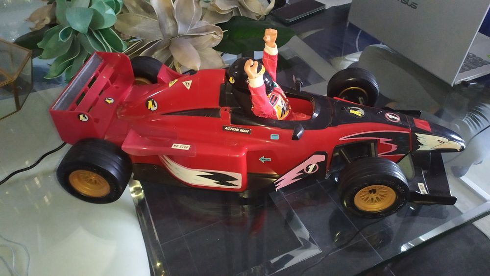 Action man fórmula 1  boneco + carro de 67 cm