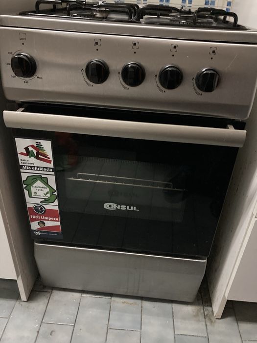 Fogāo a gás com um ano de uso