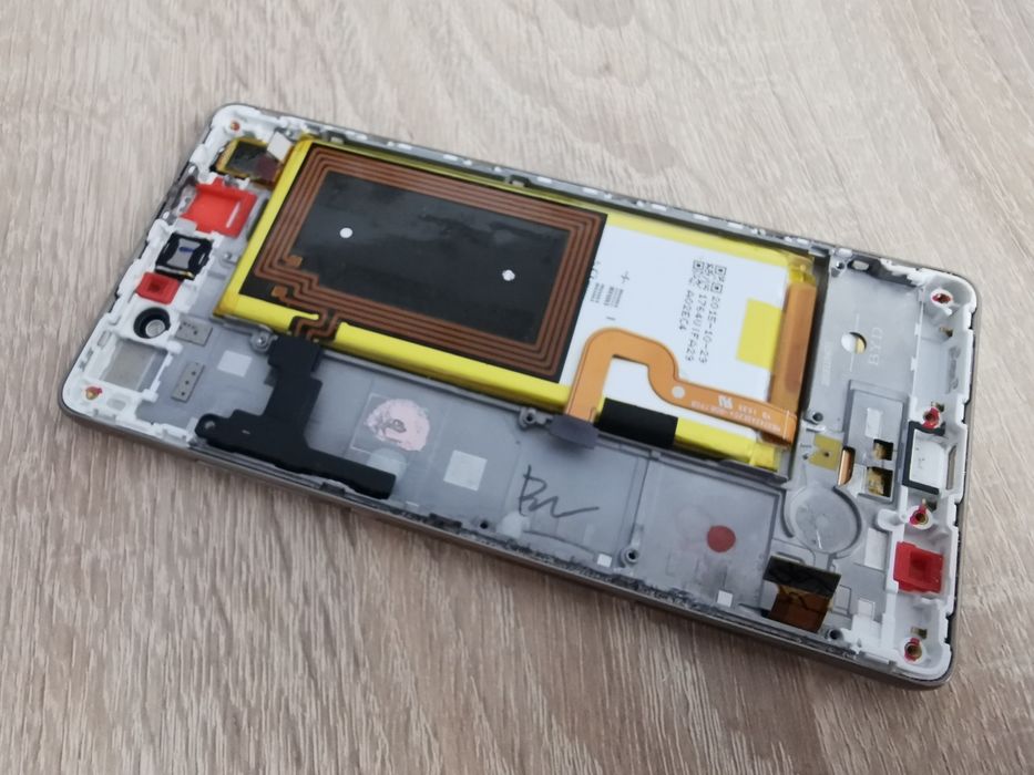 Oryginalny set wyświetlacz korpus bateria Huawei P8 Lite  ALE-L21