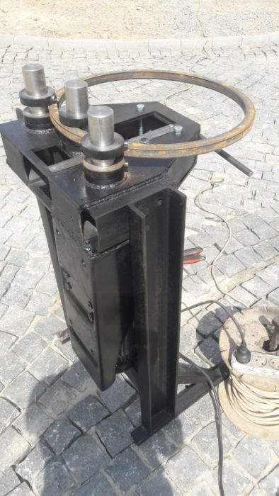 Трубогиб профилегиб електрический