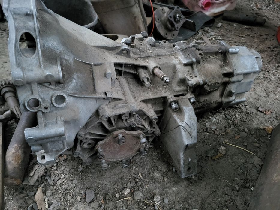 Коробка до аudi 100 c4 2.5