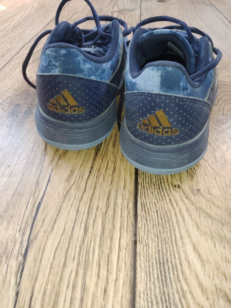 Adidas buty sportowe dziewczęce Ligra 5r.36