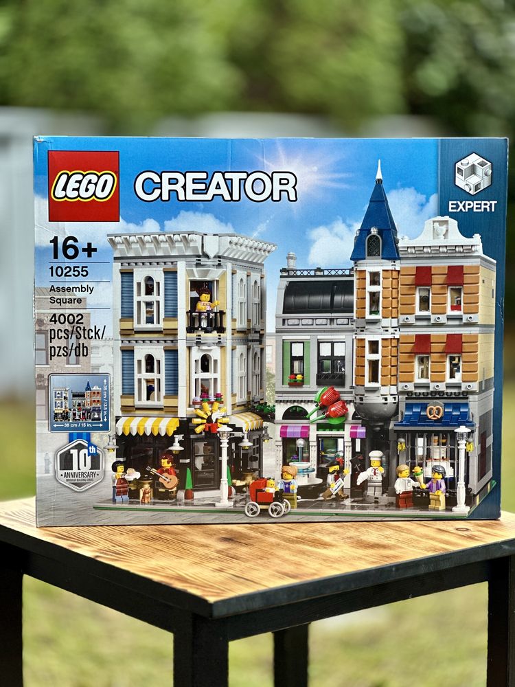 LEGO 10255 Creator Expert - Plac Zgromadzeń