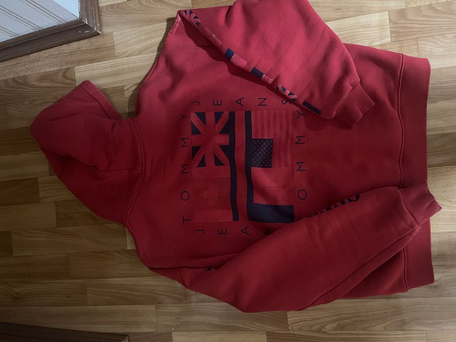 Худи Tommy Hilfiger