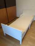 Cama extensível IKEA (com colchão)