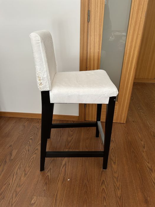 Cadeira ikea modelo Bergmund