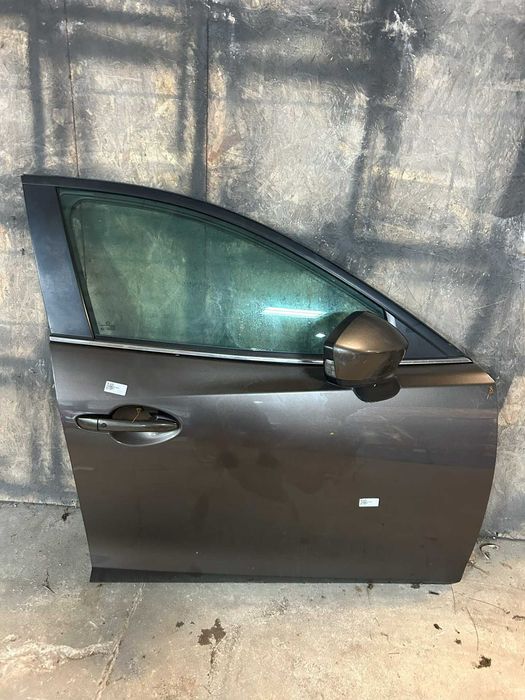 Mazda 3 Sedan BP Drzwi prawe przód