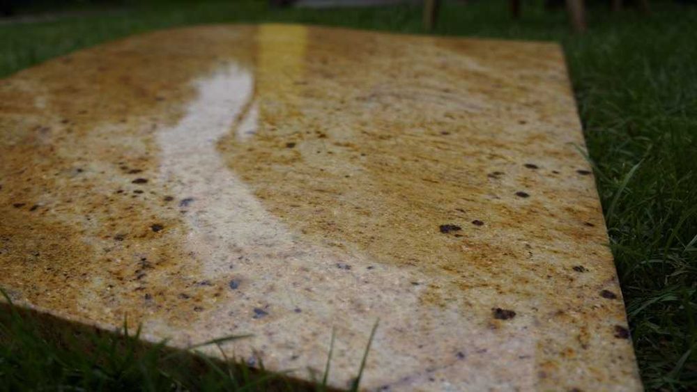 blat z granitu Kashmir GOLD