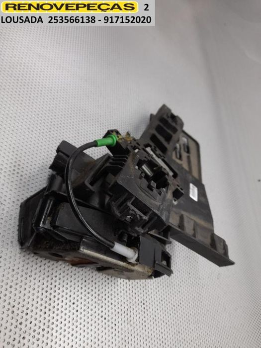 Fechadura / fecho porta trás direito FORD Fiesta VI Van