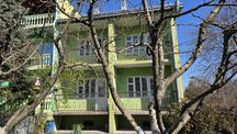 Продається будинок біля центру