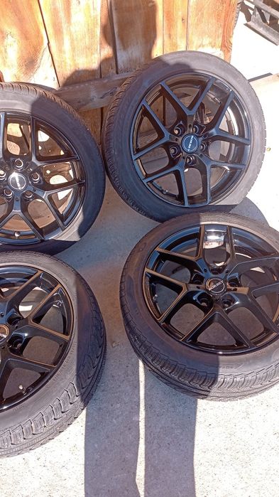 Felgi BORBET z oponami wielosezon PIRELLI CINTURATO 17 cali 225/45