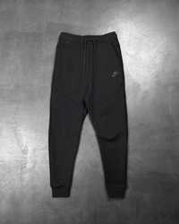 Штани Nike NSW Tech Fleece Joggers Black