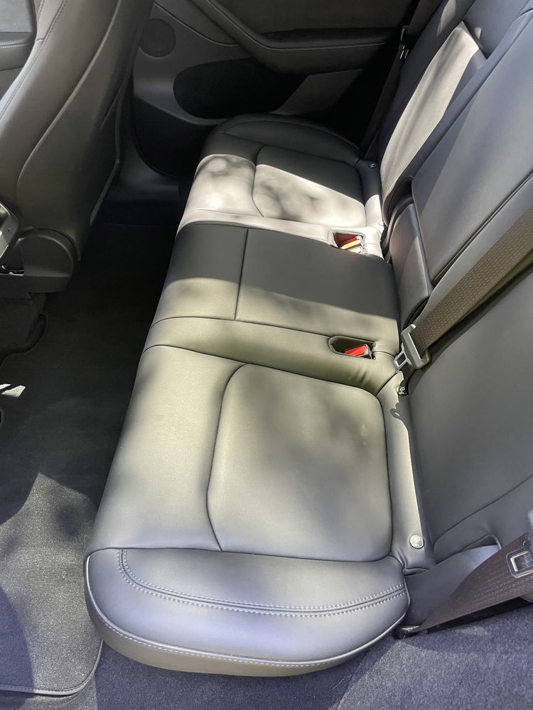 Tesla model Y dual motor 82kw