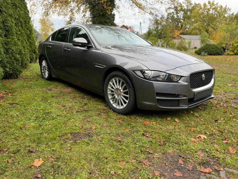 Jaguar XE 2016, 2.0 Diesel 163KM 4x4 automat, silnik kreci-nie odpala.