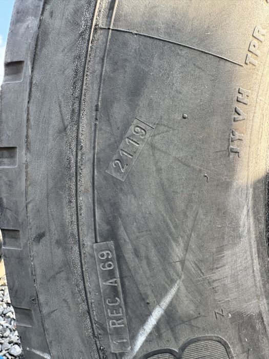 Шини 385/55 R22.5 Bridgestone 168 remix  причіп 2 шт