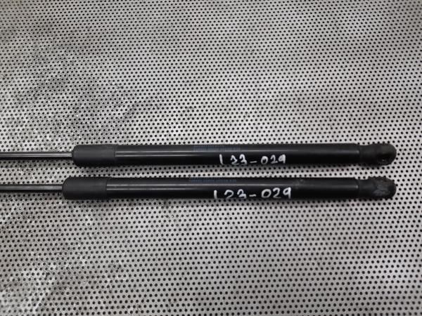 Amortecedor da mala AUDI A4 Avant (8K5, B8)