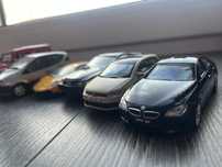 Auta miniaturki modele aut zabawki dzieci mercedes bmw