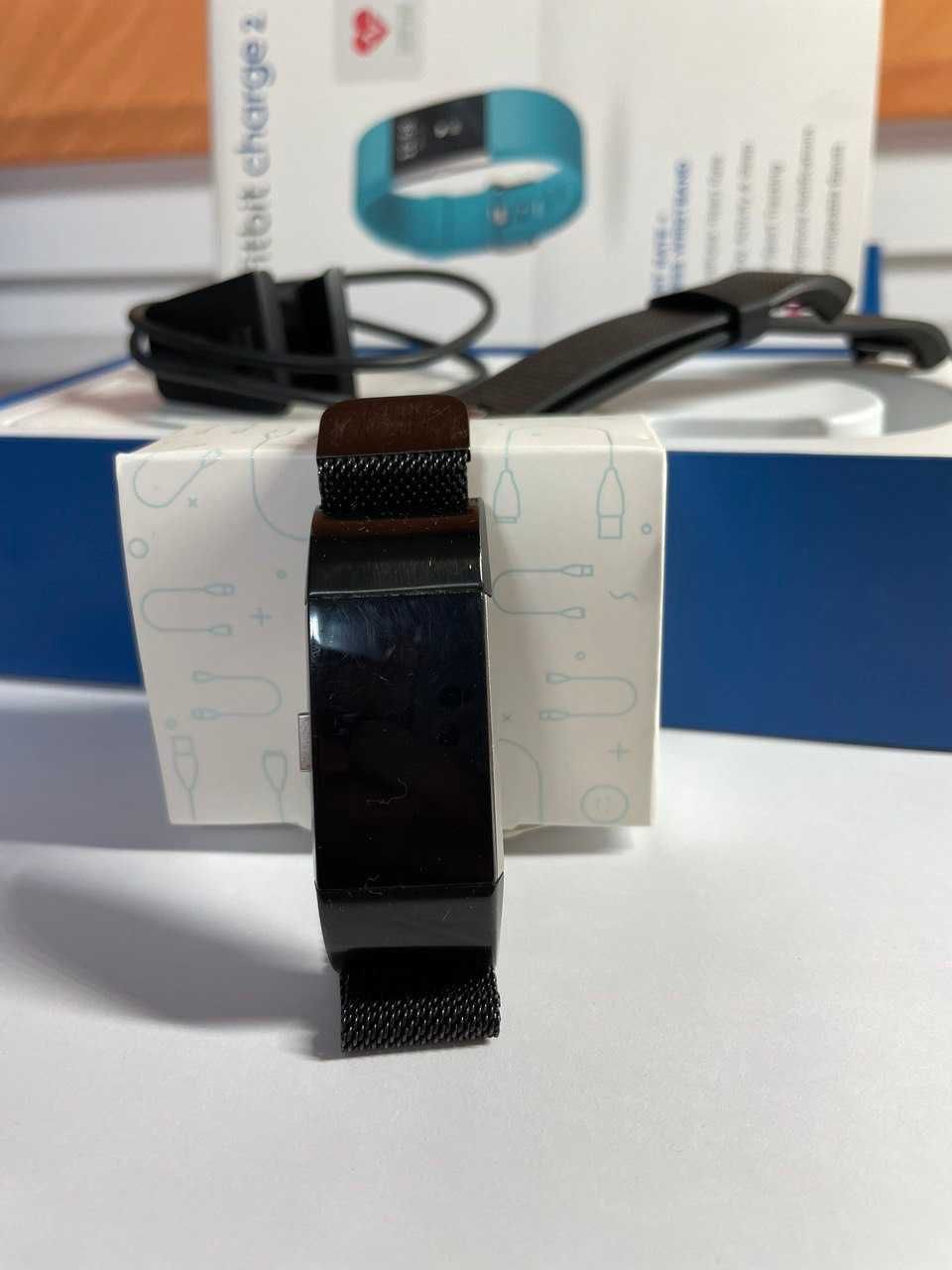 Фитнес браслет Fitbit Charge 2