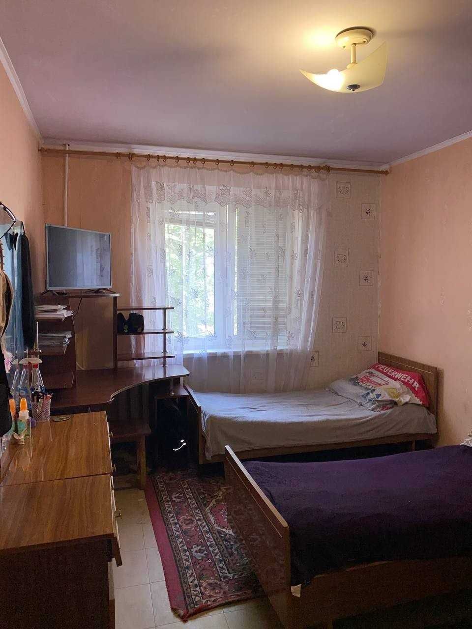 Продаётся 3-комн. квартира на Соцгороде