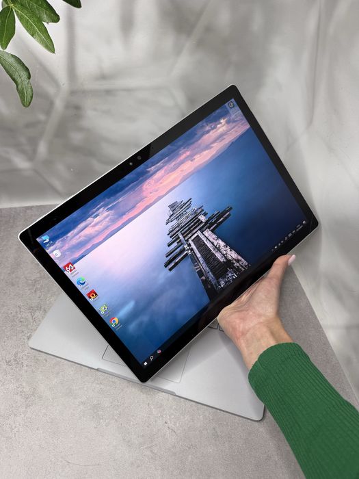 Сенсорний Ноутбук Microsoft Surface Book/i5-6300U/8GB/SSD 128GB/3K
