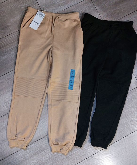 2 x nowe spodnie dresowe - 128 sinsay
