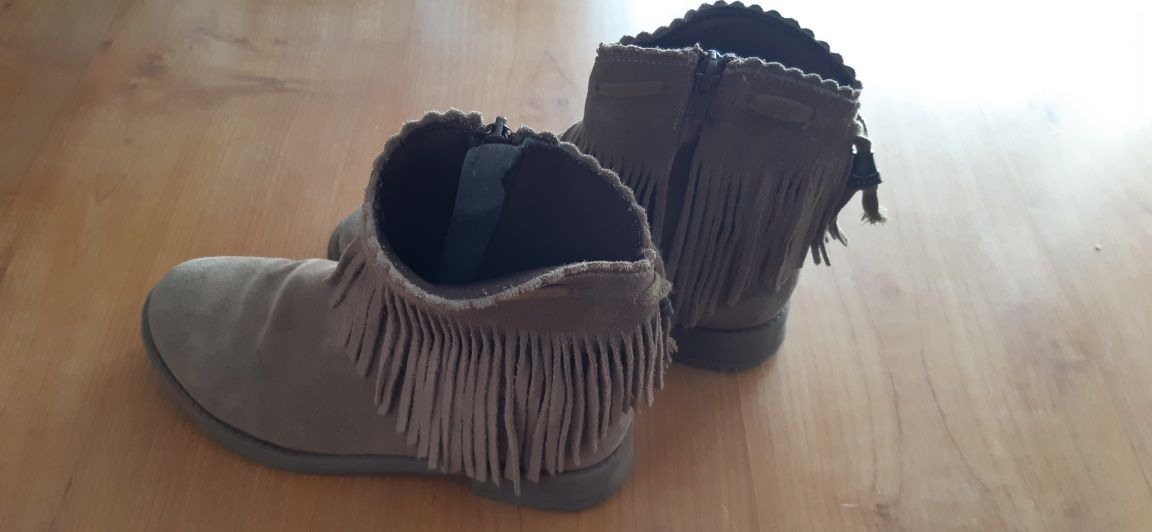 Botas menina nr 34