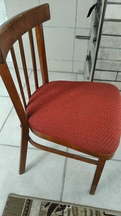 Продам табуреты,стулья б.у. в хорошем состоянии