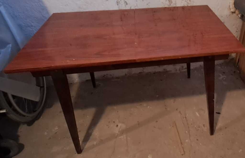 Stół i 6 krzeseł PRL