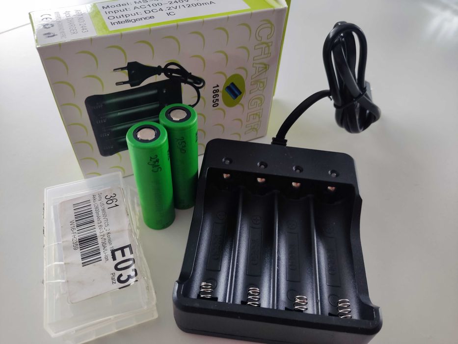 Ładowarka Ogniw 18650 Baterii Akumulatorów Li Ion 3,7v 4,2v LG 2150mAh