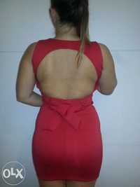 Vestido vermelho, sem costas S