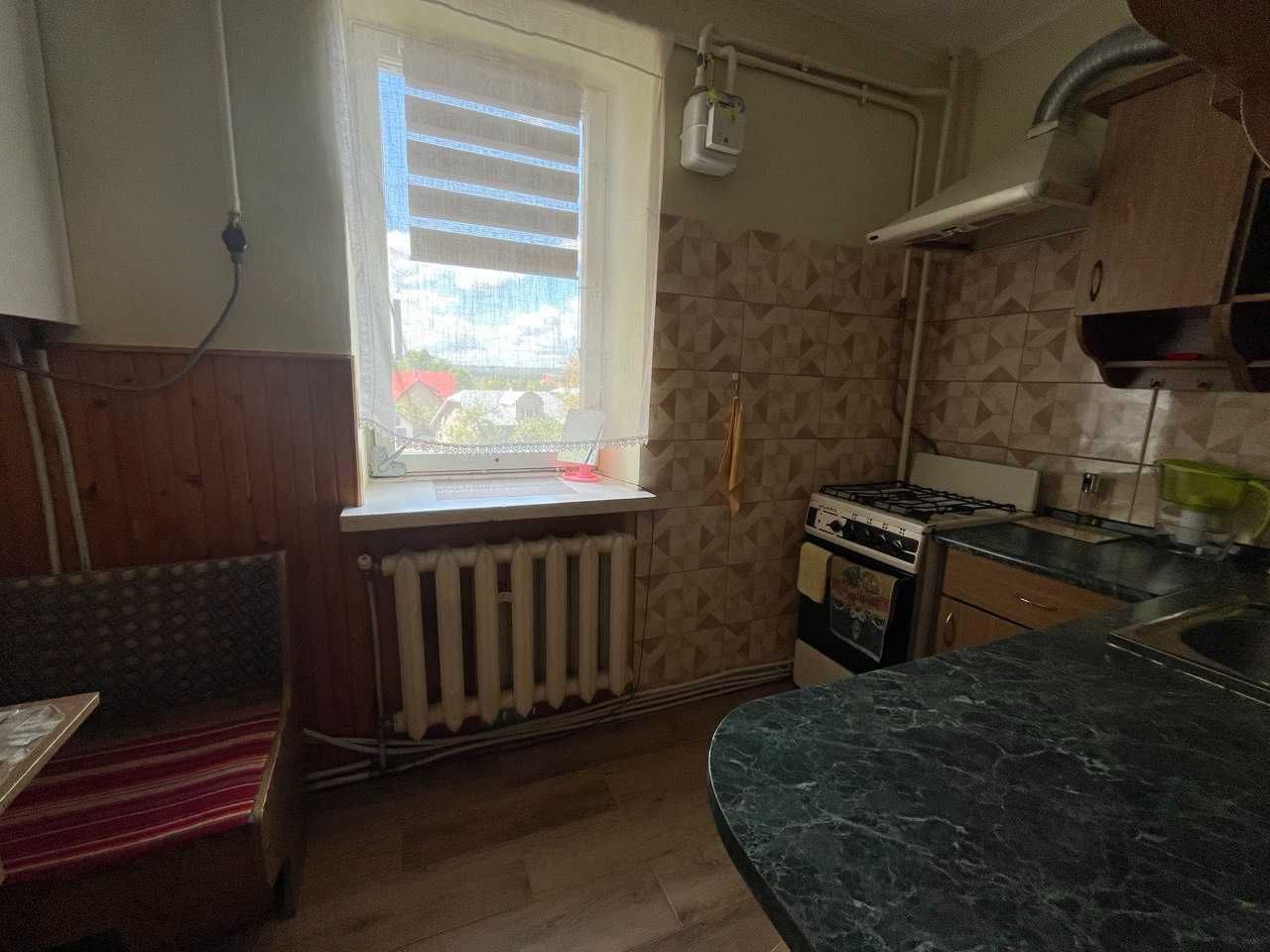 Продається однокімнатна квартира. Богородчани.