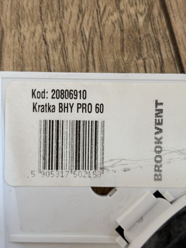 Właczniki, wentylacja, kabel internetowy