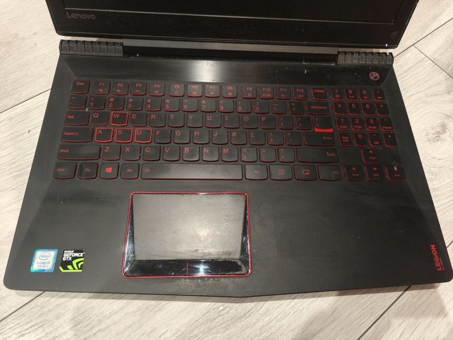 Uszkodzony legion lenovo y520 i5 GTX laptop