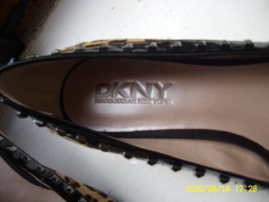 nowe DKNY czółenka buty 39 40,5 skóra pantera lakierowane