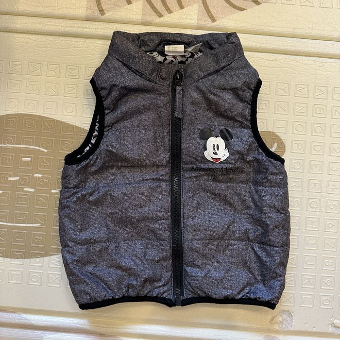 Жилетка (безрукавка) H&M 80р. (9-12 міс.)