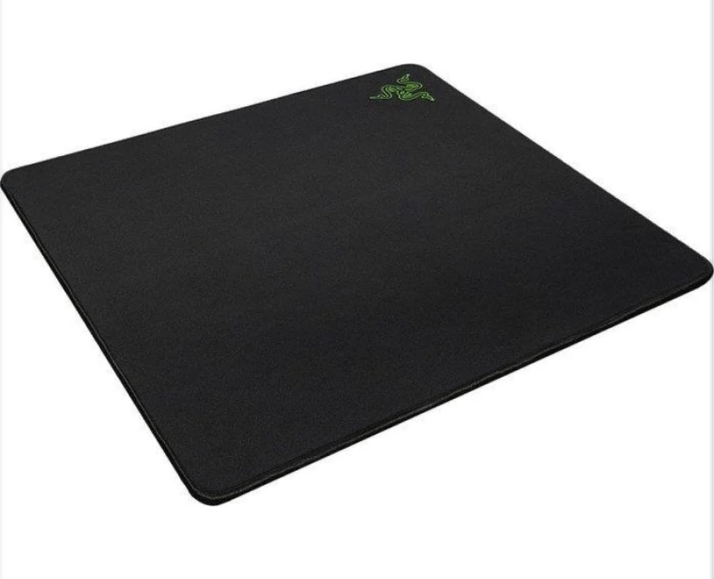 Podkładka RAZER Gigantus 45,5cm x 45,5cm