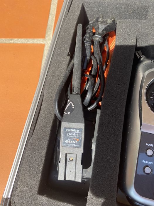 Comando Futaba t12z