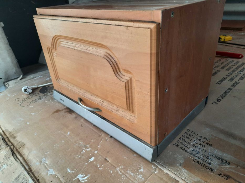 Zestaw kuchenny meble kuchenne 5 x szafki górne 2x dolne + blat + okap