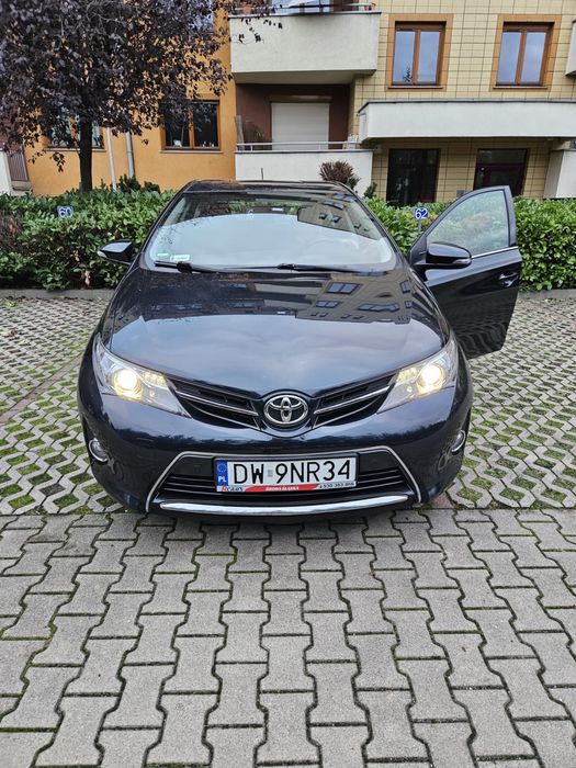 Toyota Auris 1,3 -2013r Wroclaw