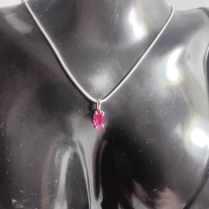 Rubi Marquesa 10x5mm Certificado em Prata 925