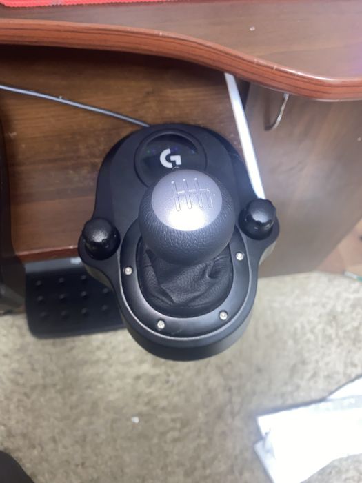 Продам руль Logitech G920 у відміному стані