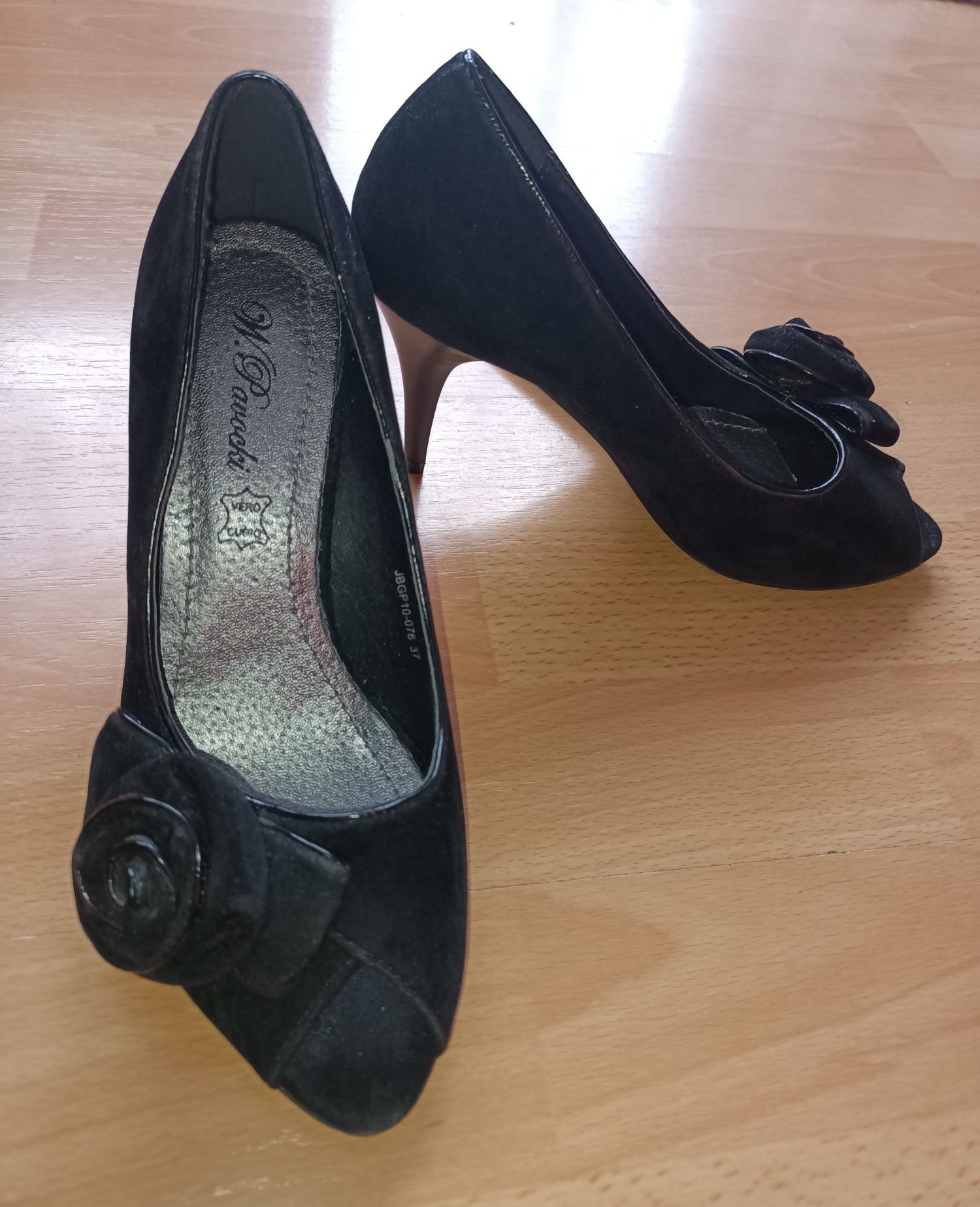 Szpilki rozmiar 37 NOWE