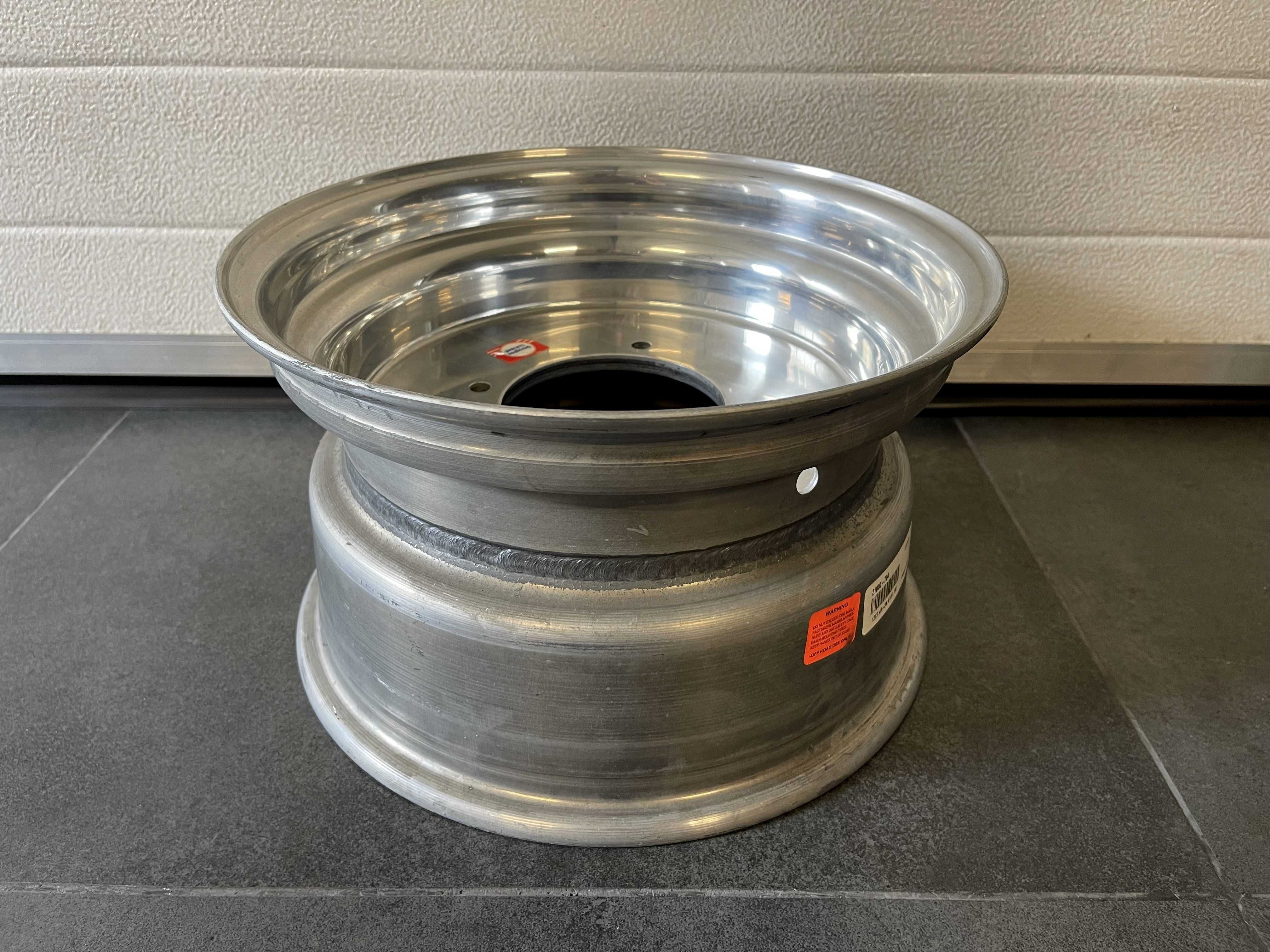 Felga Quad 12 x 7 / 4 x 137 Can-Am Polaris Kawasaki Made in USA
