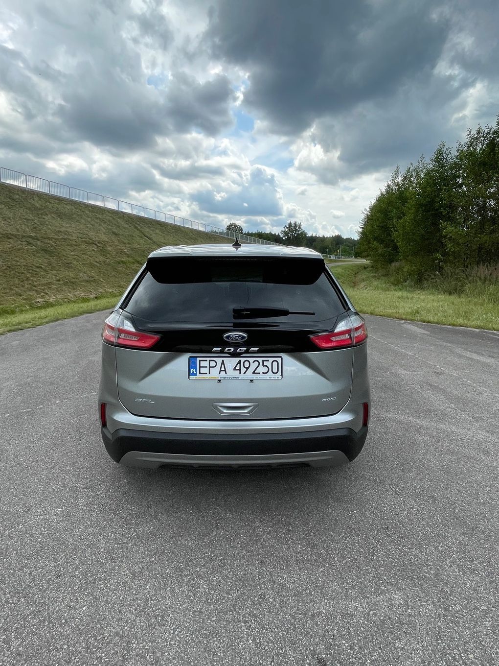 Ford Edge Ford Edge 2023 – 2.0 SEL – Automat benzyna