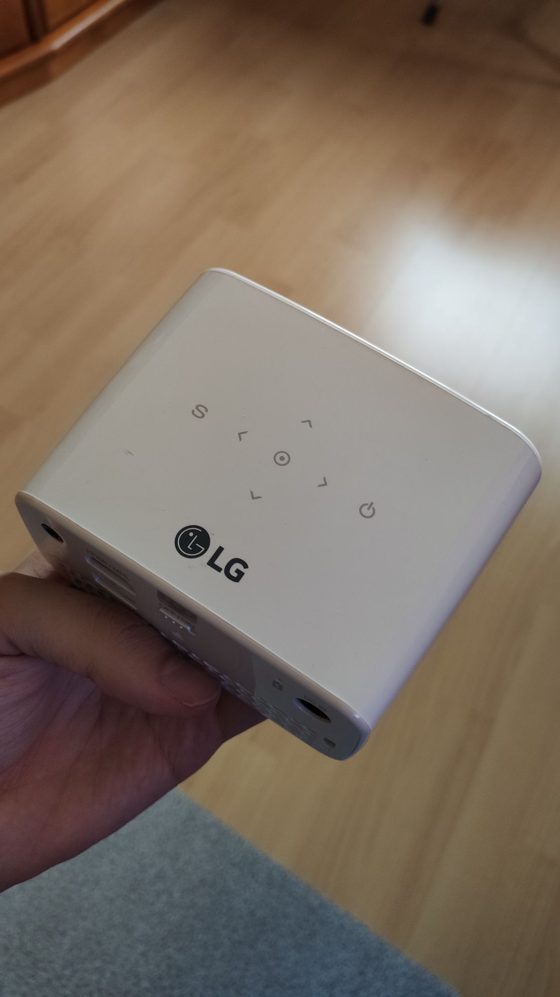 Projector LG PH300