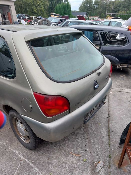 Posiadam czesci ford fiesta mk4   1.25  1998r