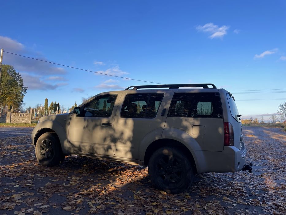Продаж Ніссан Патфайндер|Nissan Pathfinder